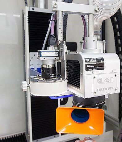 Visione-Laterale-blog Caméras et systèmes de vision pour le marquage au laser : applications actuelles et futures