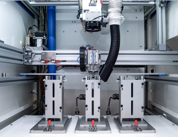 Towerlabel-sistema-pick-and-place_2 Towerlabel: laser marking on labels