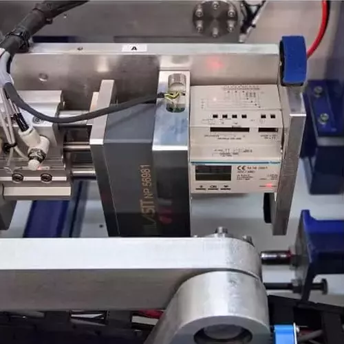 COMP-ELETTRICI Marcatura laser e Prova tenuta in una sola macchina