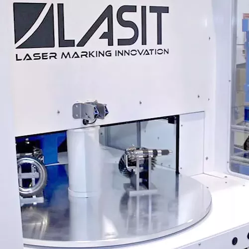 ROTOMARK Fly Gantry MAG: La Marcatrice laser più grande del mondo è LASIT - Parte 2