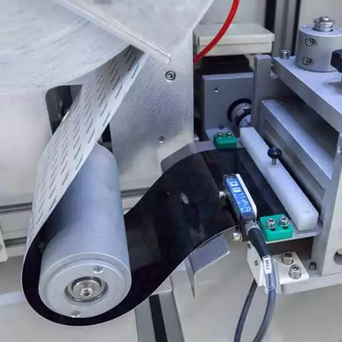 TESA Marcatura Laser automatica di targhette con sistema di etichettatura