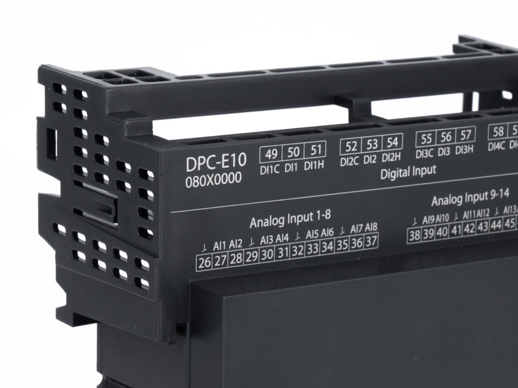 Plastica_Elettronica_ComponenteNeroMarcaturaChiara-1024x768 Home