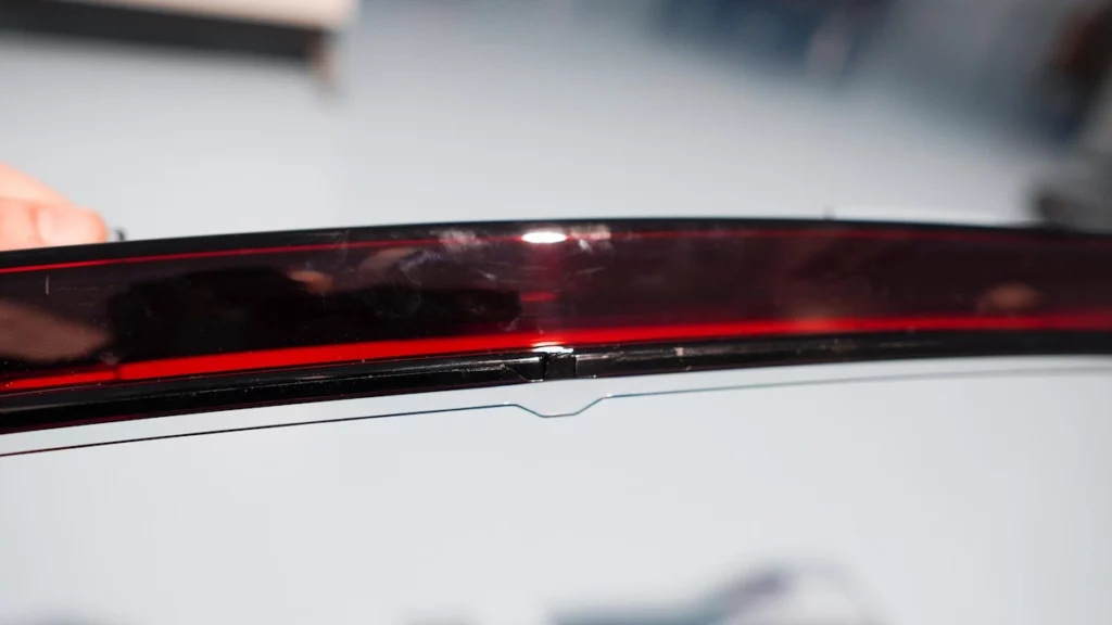 Degating-Laser-Componenti-2-1024x576 Efecto Niebla en Láseres Degradantes para Iluminación de Automóviles