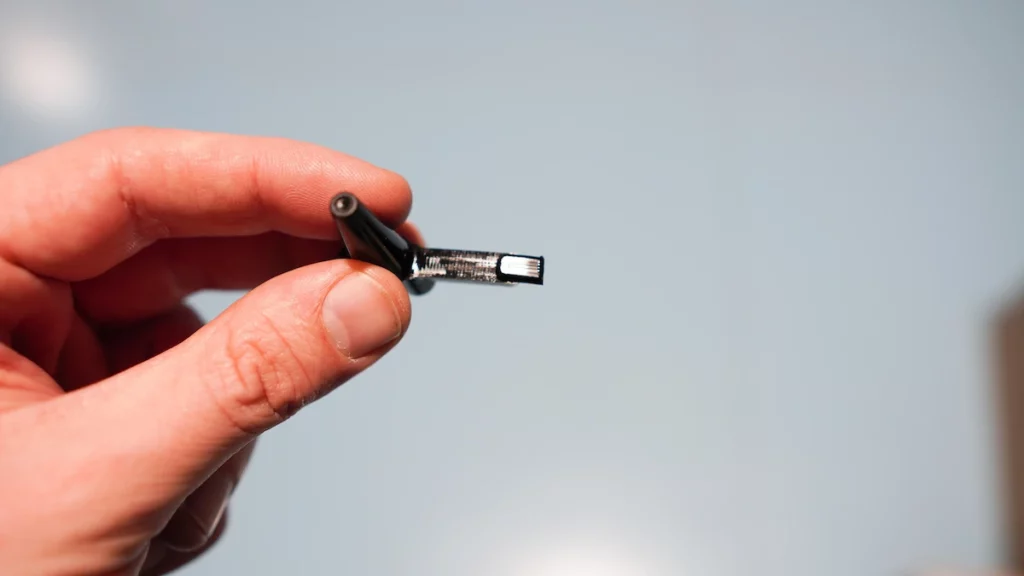 Degating-Laser-Componenti-4-1024x576 Degating