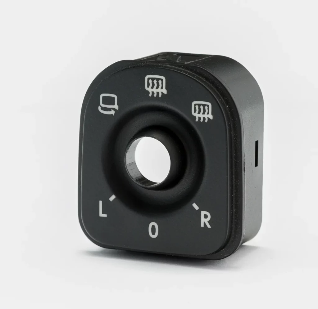 Laser-fibra-marcatura-componente-plastica-1024x996 Fibre Laser: What it is, how it works and its applications