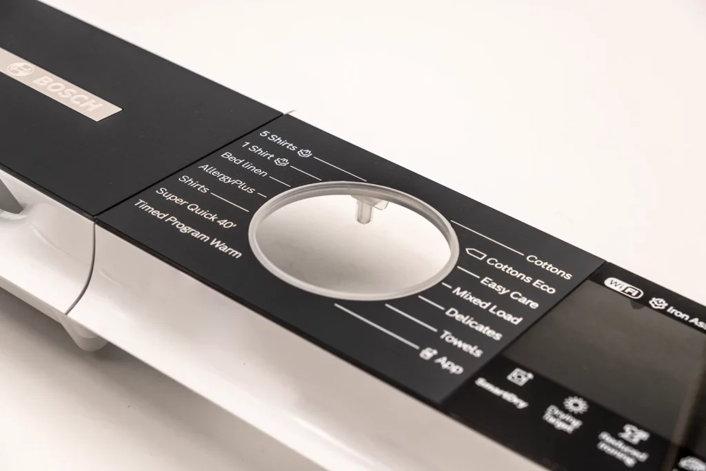 Marcatura-laser-per-home-appliance-1024x683 Marquage laser UV dans le secteur de l'électroménager : innovation pour les tiroirs de réfrigérateur