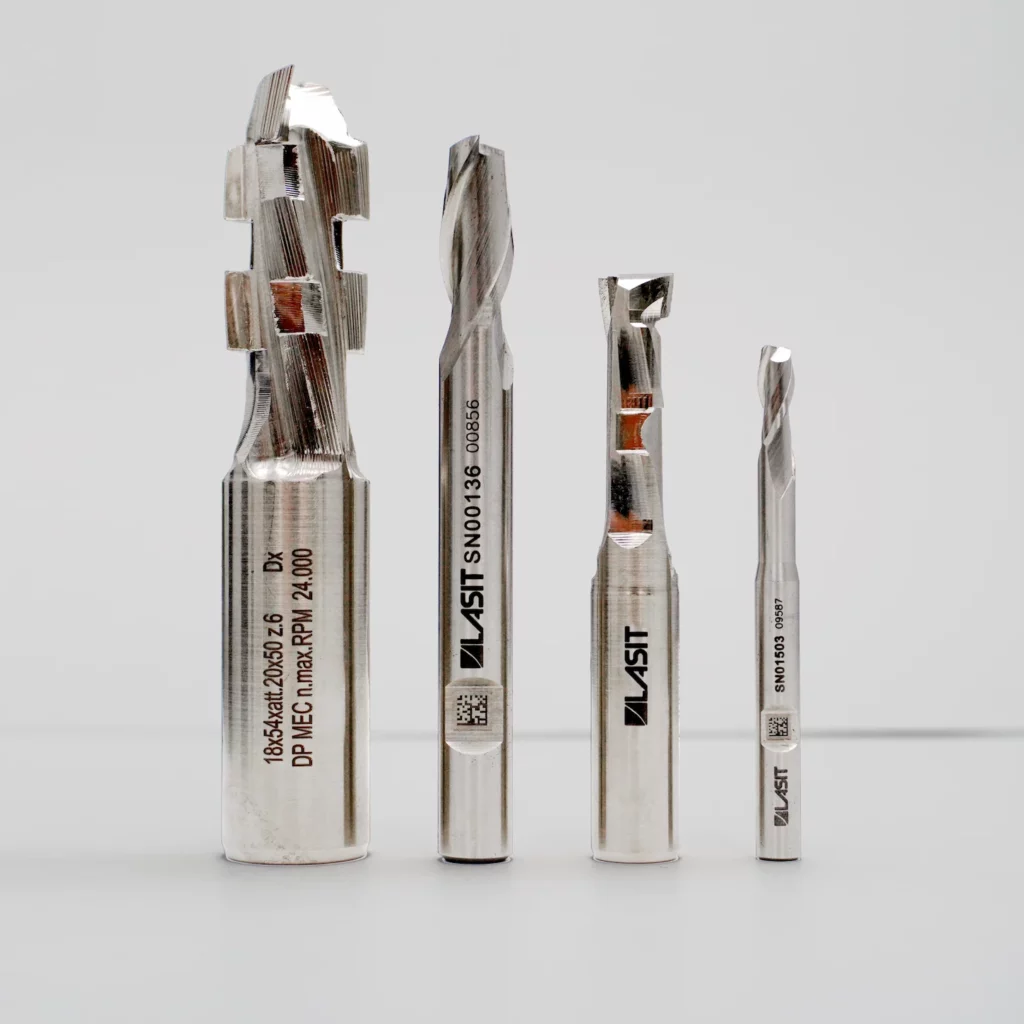 marcatura-utensili-sistema-towertool--1024x1024 TowerTool: When Laser Marking Meets Robotic Automation.