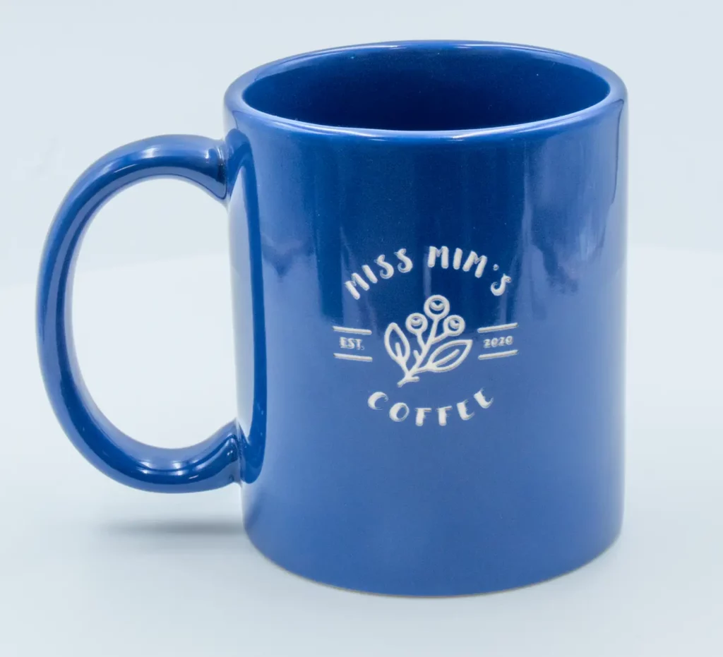 DSC03110-1024x931 Marquage laser sur céramique : comment Towerslide révolutionne la productivité dans le secteur promotionnel