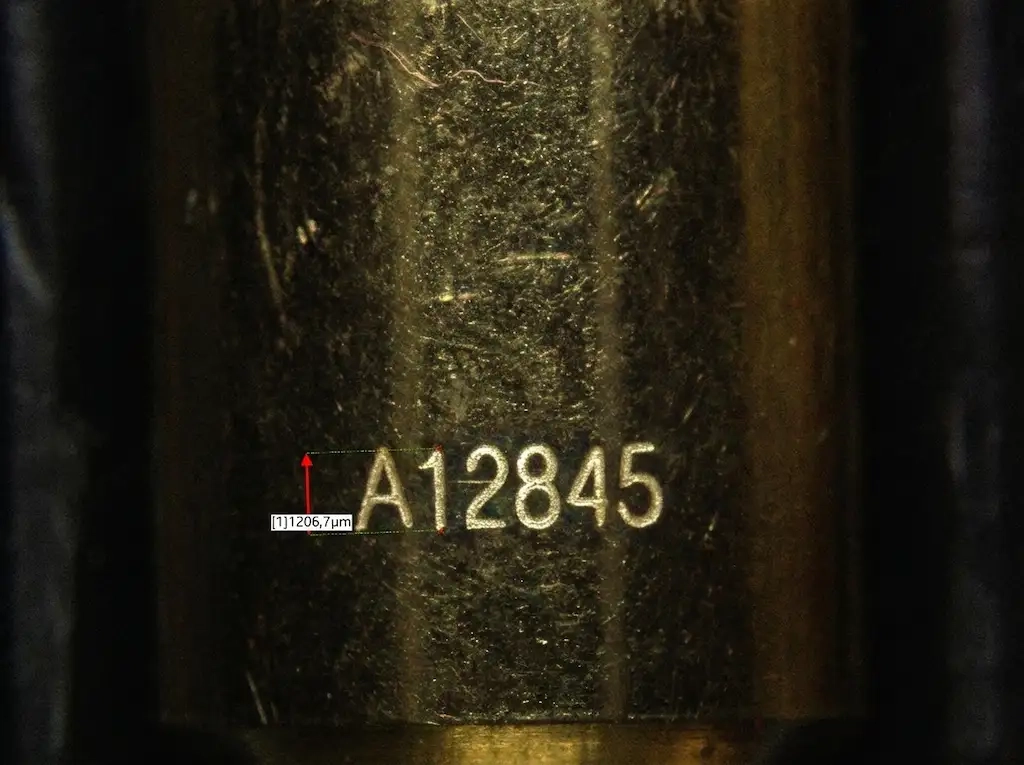 proiettile Lasermarkierung auf Munition Genauigkeit und Produktivität für den Verteidigungssektor