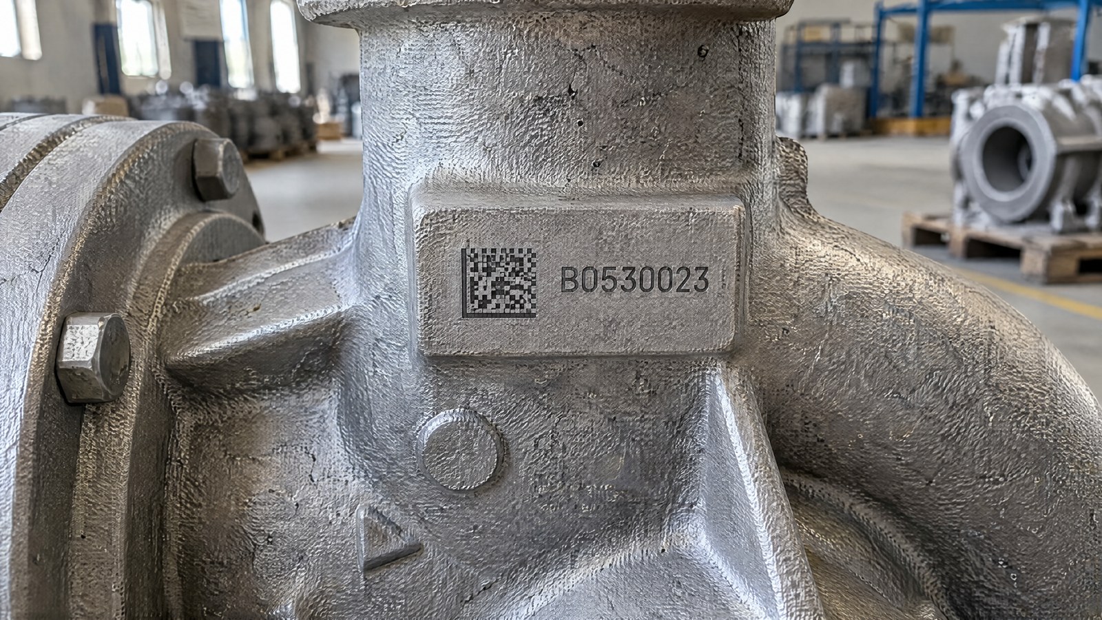 Grawerowanie laserowe w odlewni: na surowym odlewie czy po obróbce?